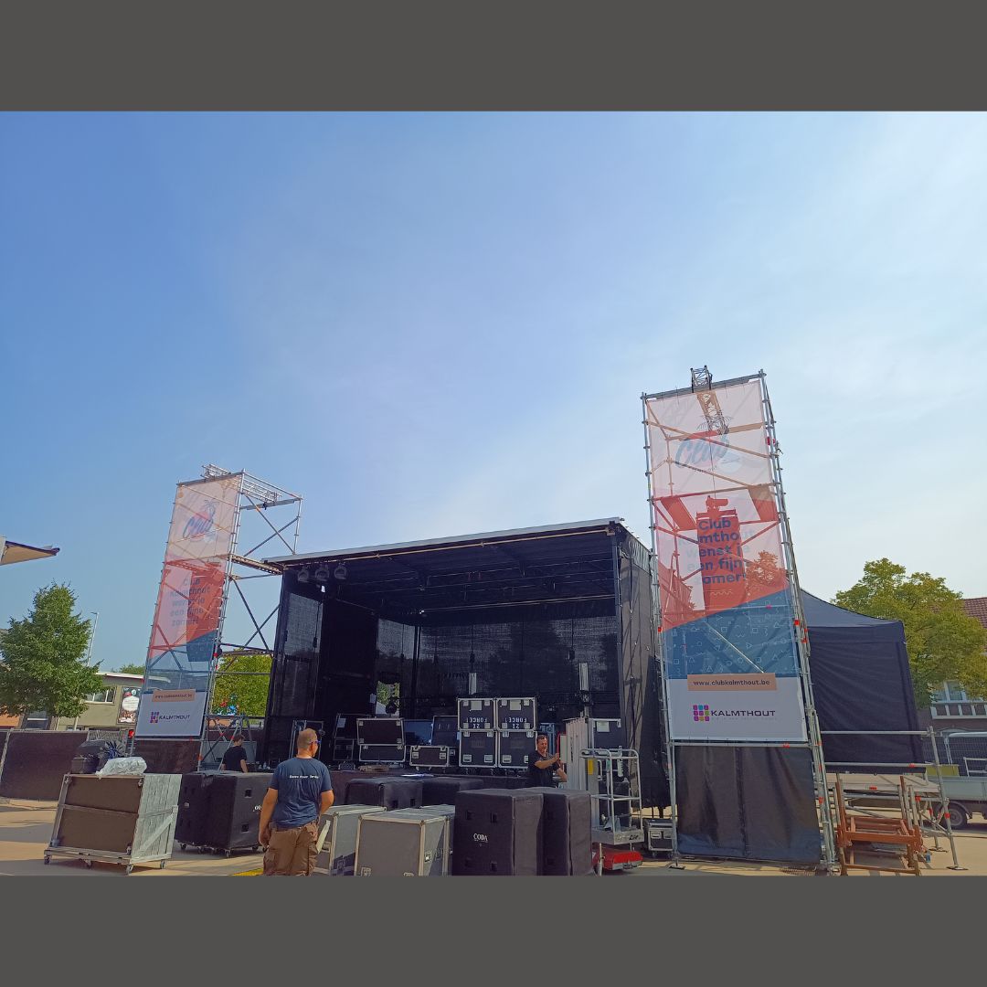 Sightwings voor line-array geluidsinstallatie van stelling in Kalmthout